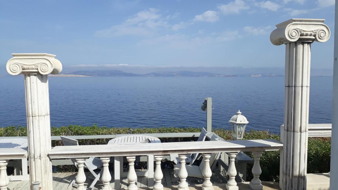 Mistral Apartment Souvala Bagian luar foto