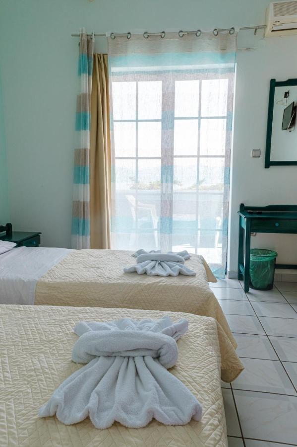 Mistral Apartment Souvala Bagian luar foto